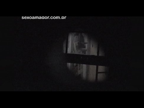 ❤️ UBlondie uthathwa kwividiyo ngokufihlakeleyo yivoyeur yasebumelwaneni efihlwe emva kwezitena ezingenanto kumanyala xh.pornoreino-com.ru ️❤